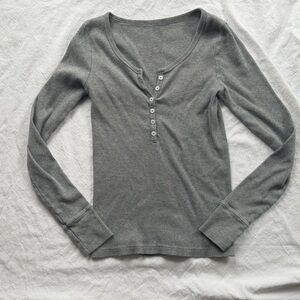 Brandy Melville Gray Henley Long Sleeve Sweater Cotton
